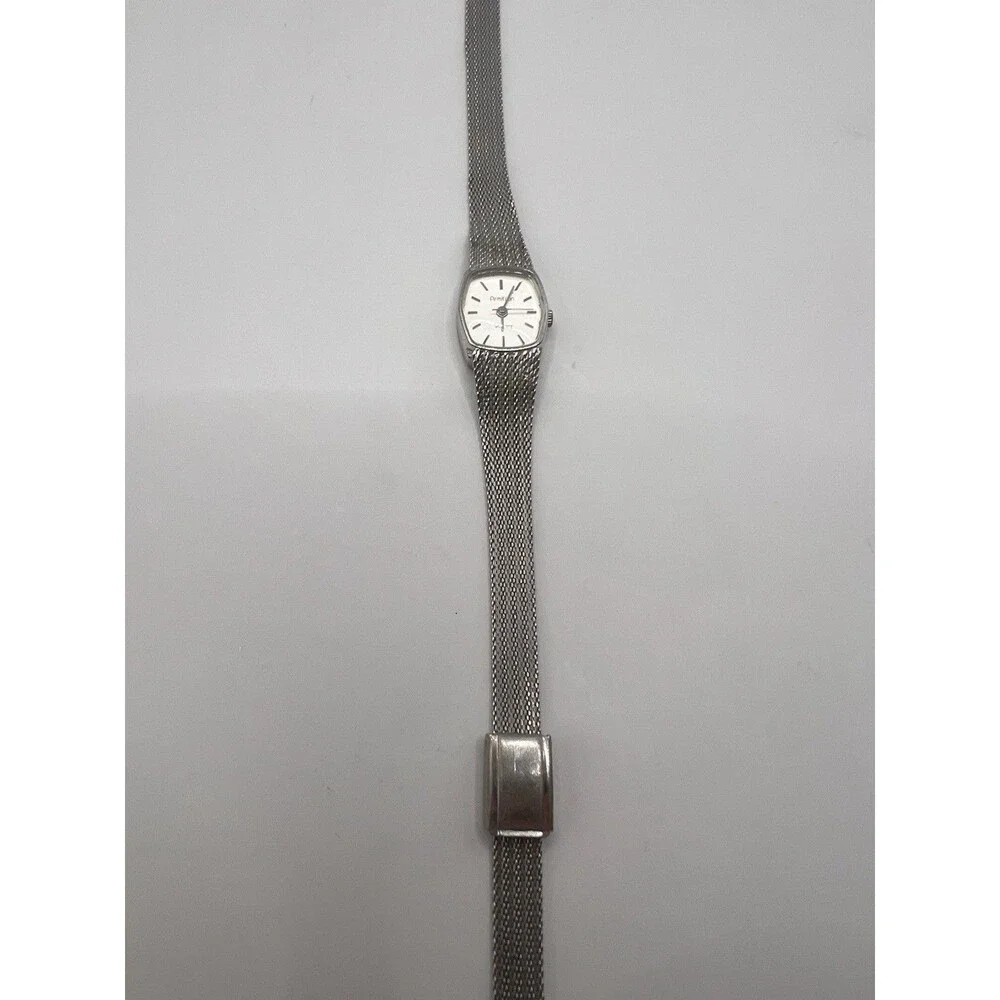 Vintage Armitron Ladies Quartz Watch Silver Tone Mesh Bracelet 1989 Runs New Bat